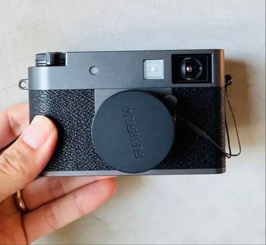 FUJIFILM X-half X-HF1 チャコールシルバー　保証あり