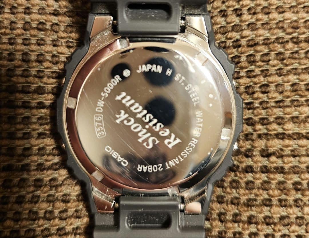 G-SHOCK　初代G-SHOCK 復刻モデル　　DW-5000R-1AJF