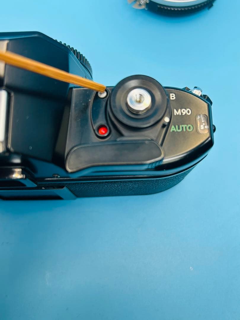 Nikon EM ZOOM Ai 35〜70 MACRO f / 3.3〜4.5