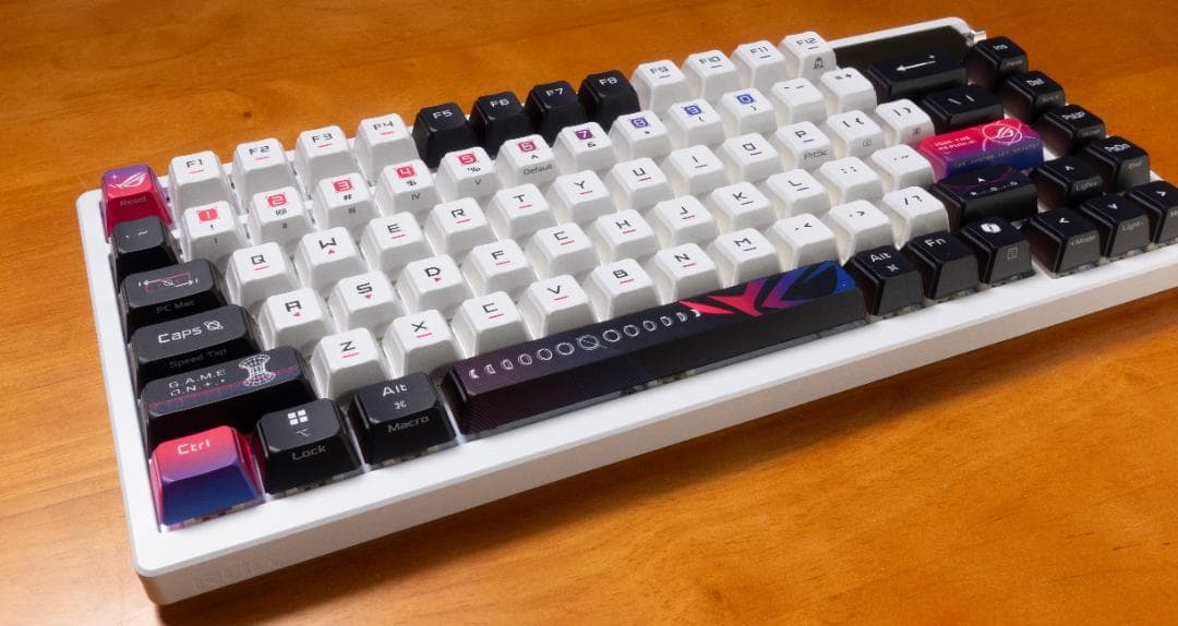 ASUS「ROG Azoth X」ゲーミングキーボード★使用わずか