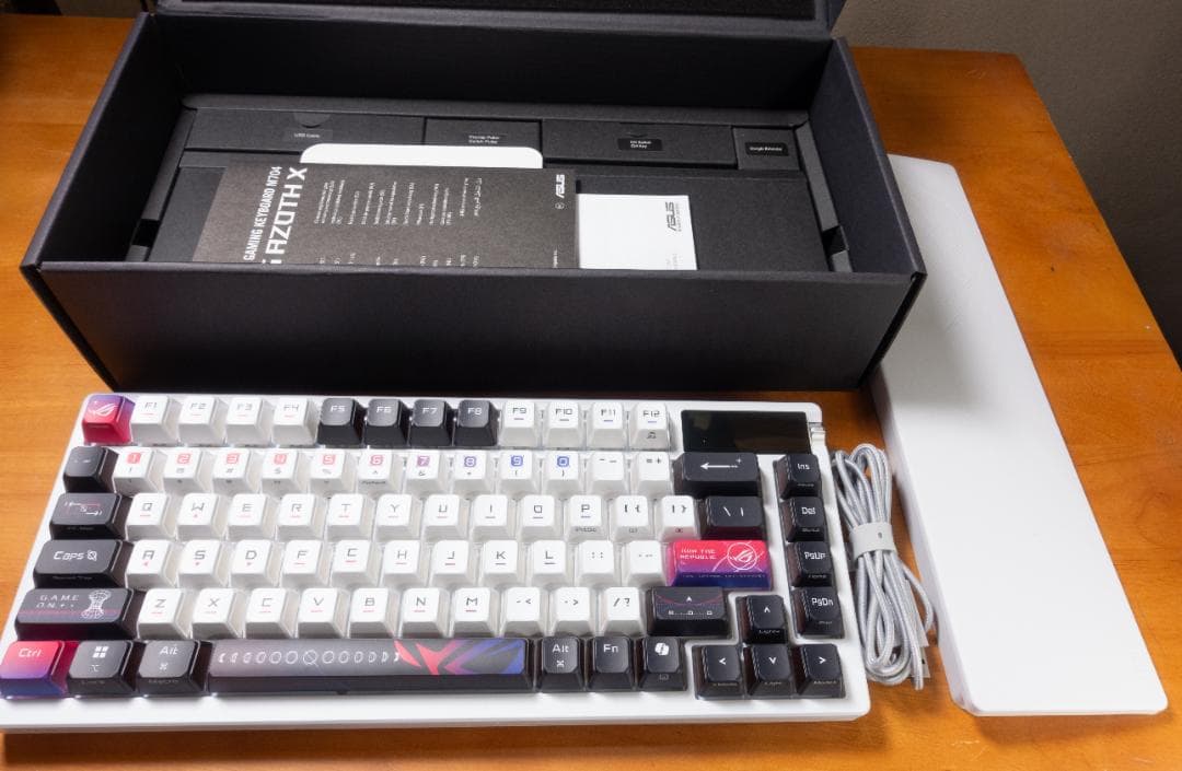 ASUS「ROG Azoth X」ゲーミングキーボード★使用わずか