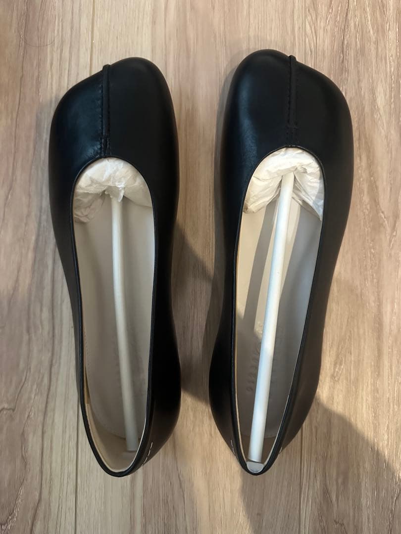 ケイ　　黒のバレエシューズ サイズ37