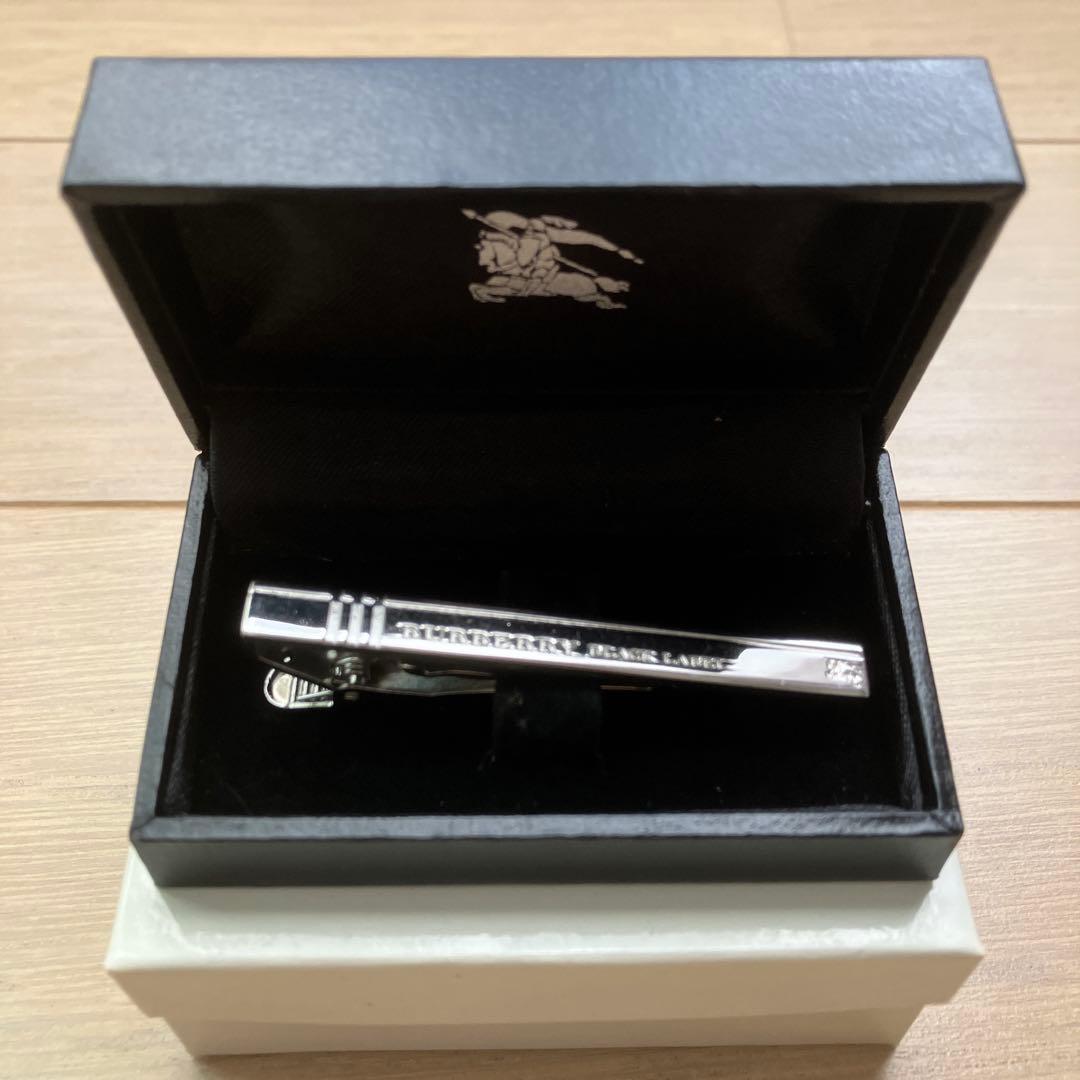 BURBERRY BLACK LABEL ネクタイピン 専用箱付き