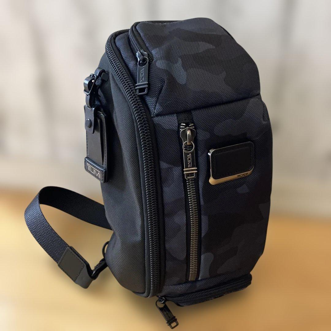 【大幅値下げ】TUMI ブラック迷彩 ショルダーバッグ