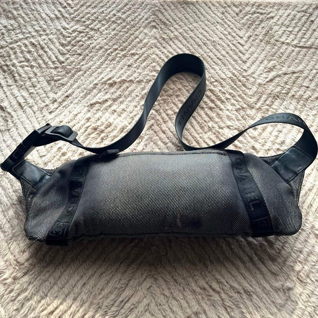 希少 CHANEL SPORTSライン ココマーク ボディバッグ