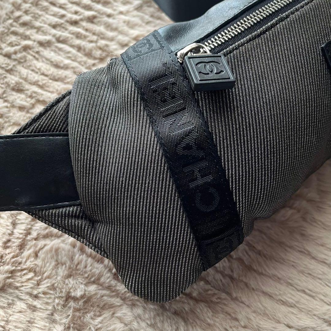 希少 CHANEL SPORTSライン ココマーク ボディバッグ