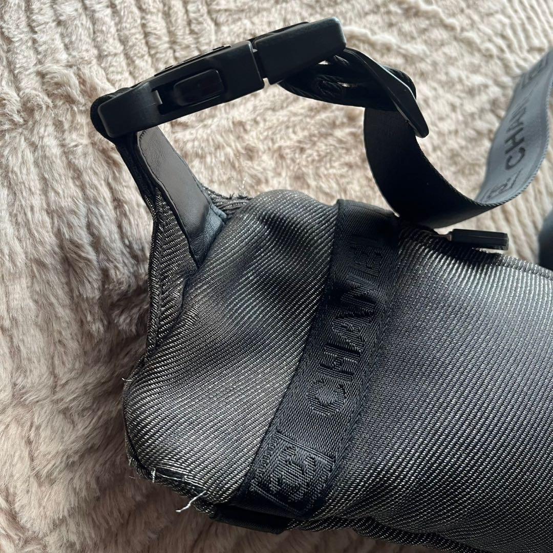 希少 CHANEL SPORTSライン ココマーク ボディバッグ