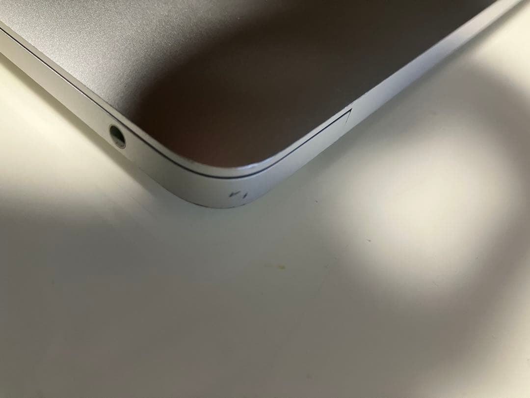 MacBook Air M1 シルバー 525GB メモリ16GB
