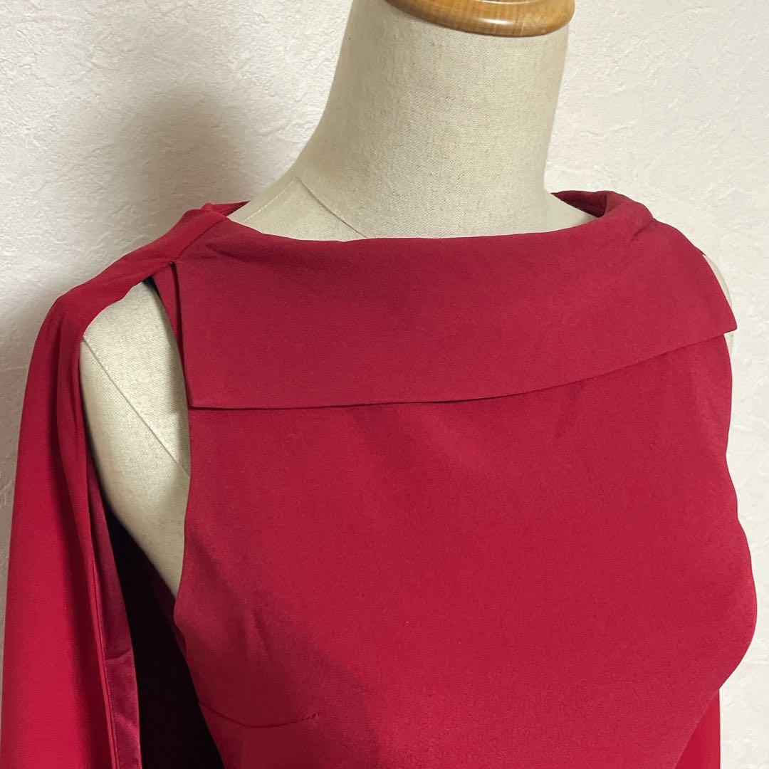 【美品】アリスアンドオリビア オフショルダーケープ付タイトワンピース M 赤