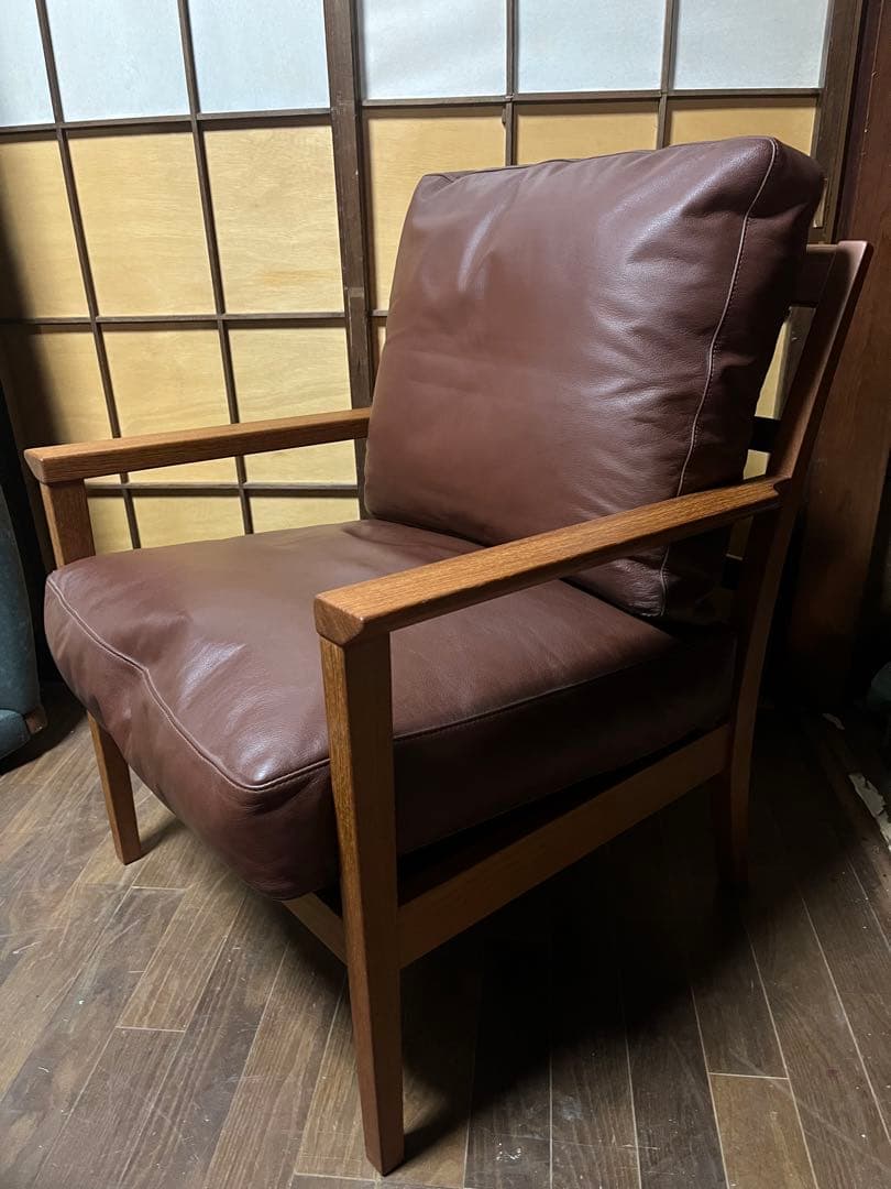 北欧　ビンテージ　チーク製　レザー　本革　シングルソファ