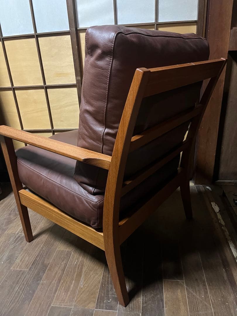 北欧　ビンテージ　チーク製　レザー　本革　シングルソファ