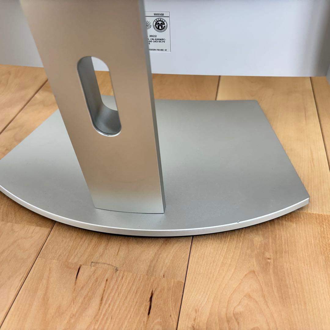 DELL 31.5インチ曲面4Kモニター S3221QS