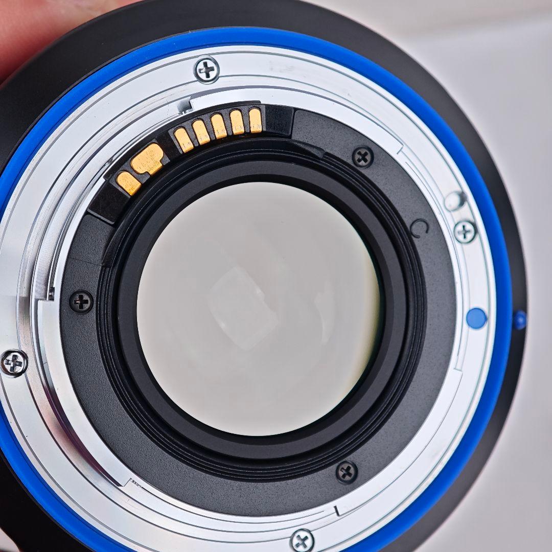 超美品 Carl Zeiss Milvus 50mm F1.4 キヤノンEF