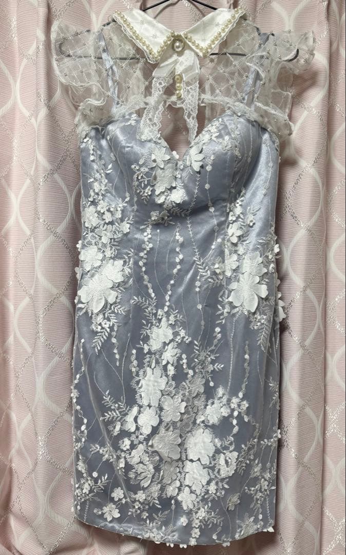 パール襟リボン×ラメチュールタイトミニキャバドレス