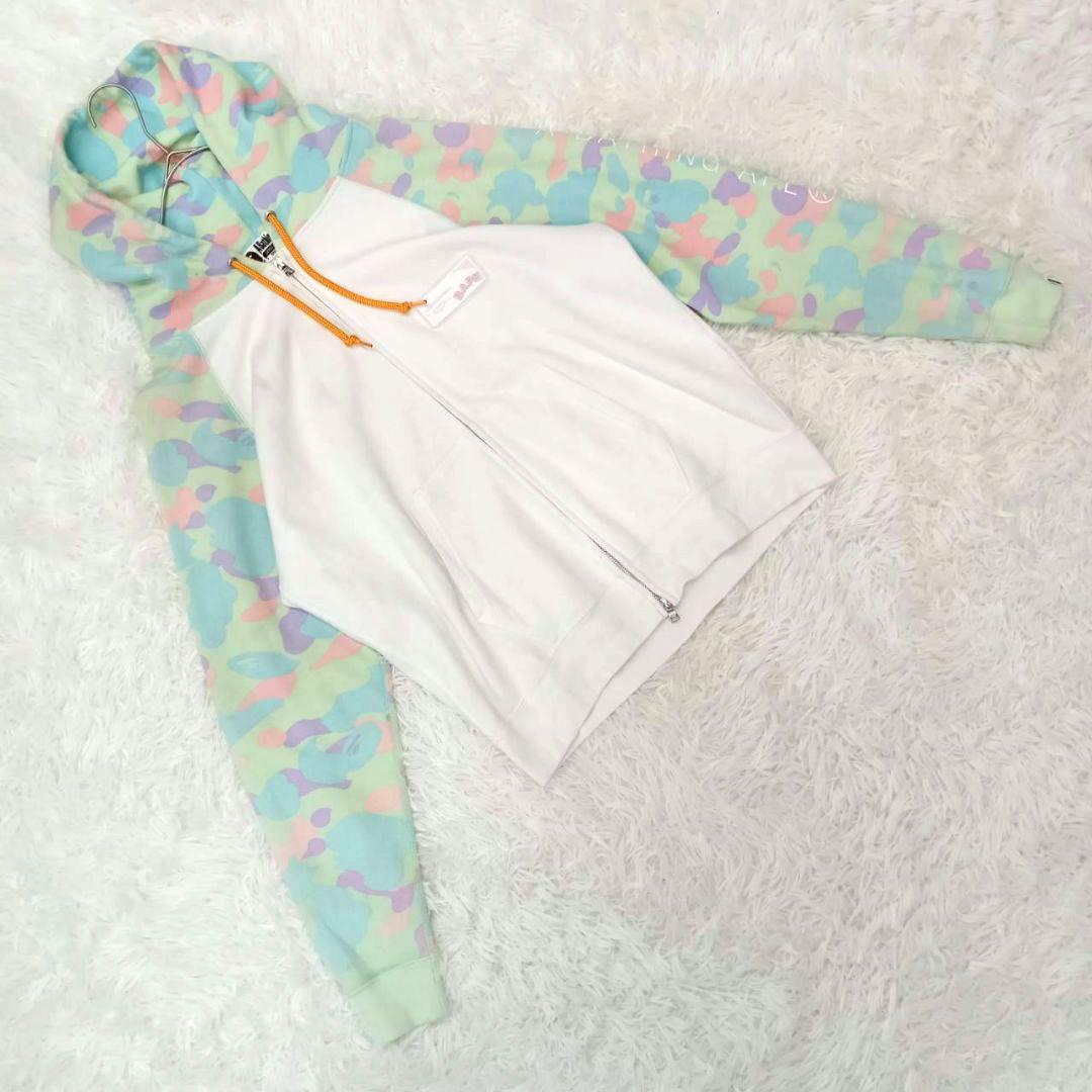 『アベイシングエイプ』 (F) パステルカモフラパーカー ダブルジップ フーディ