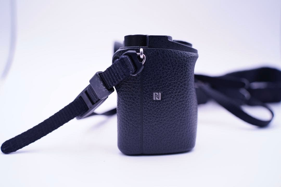 Sony α6400 ミラーレスカメラ E 18-135mm レンズ付き