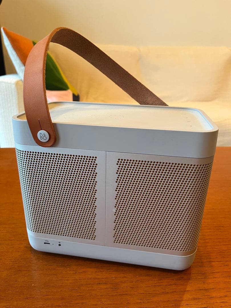 【美品・新品同様】Bang & Olufsen beolit20 スピーカー