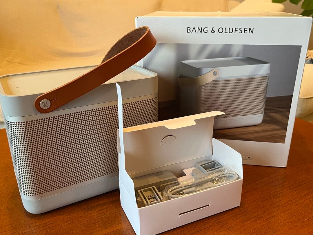 【美品・新品同様】Bang & Olufsen beolit20 スピーカー