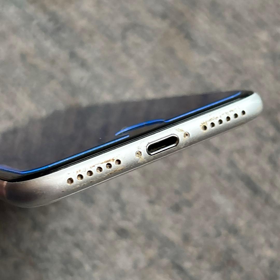 Apple iPhoneSE2. ホワイト 本体 ジャンク品