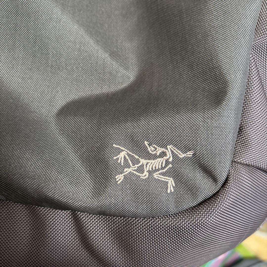 Arc'teryx mistral16 ミストラル16 ショルダーバッグ