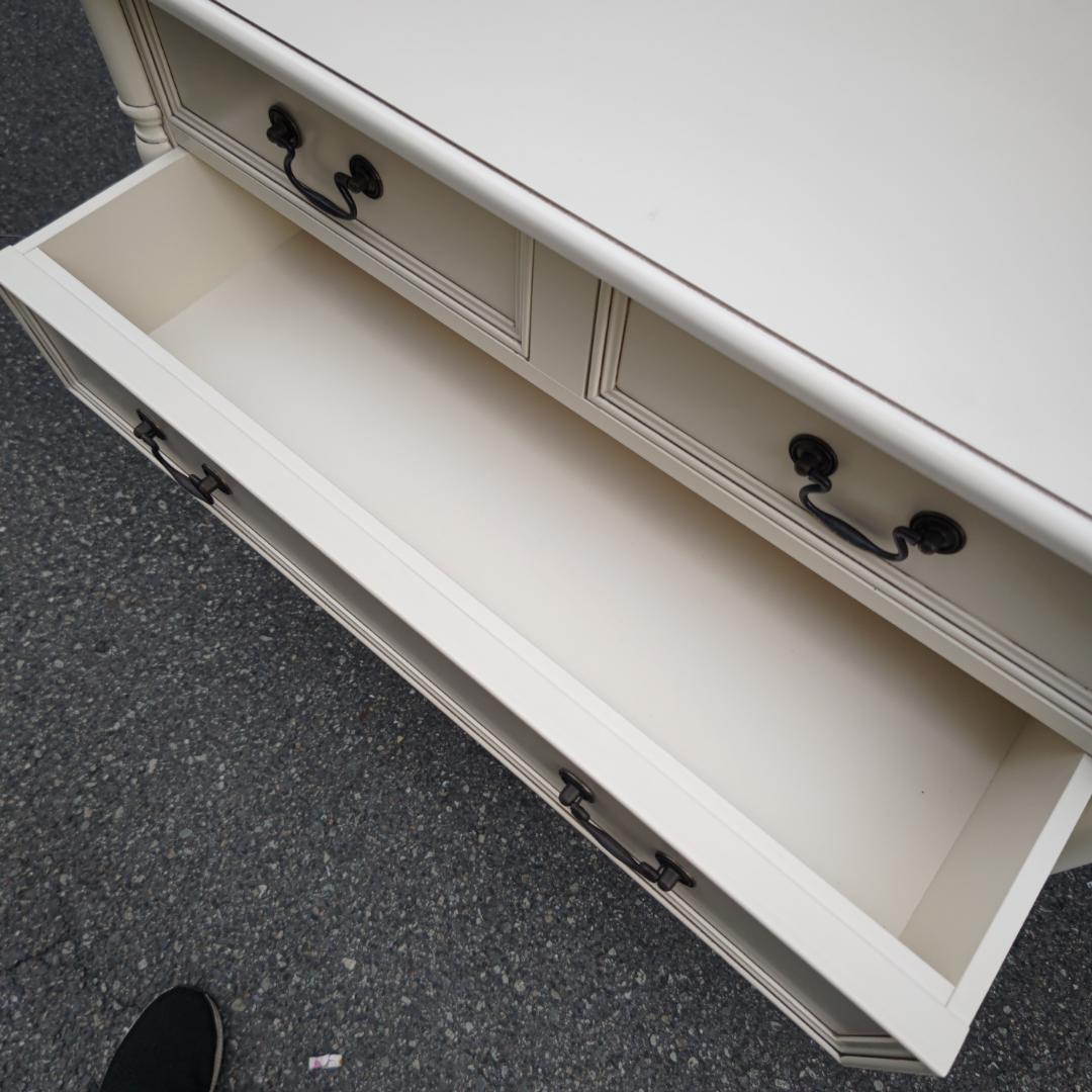 大阪市内配送無料 ローラアシュレイ クリフトン 4段 チェスト