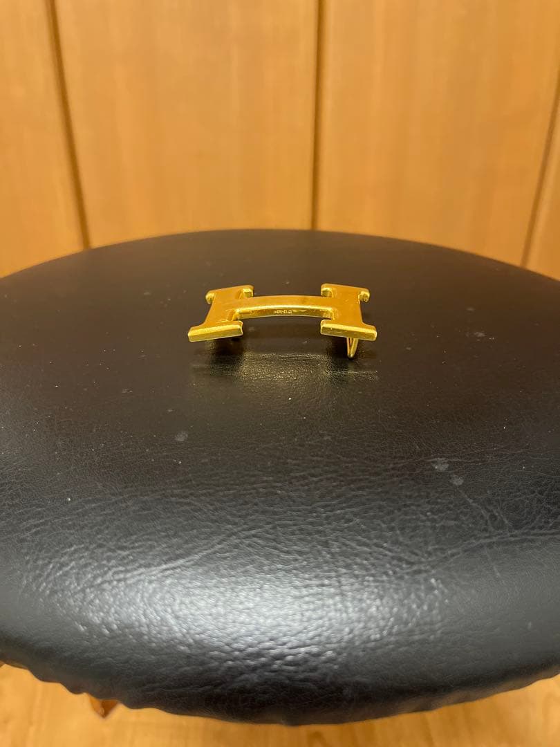 エルメス　レザーベルト　アイボリーとグレーのリバーシブル