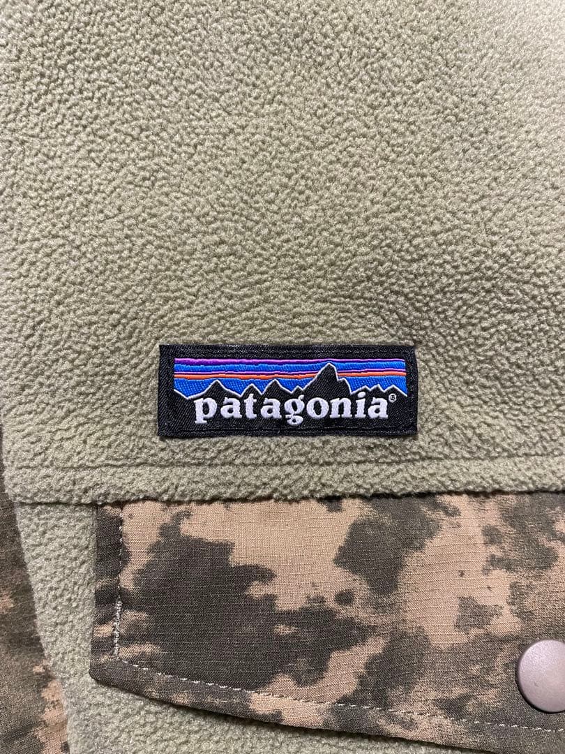 パタゴニア リバーシブル プルオーバー フリースジャケット　グリセード