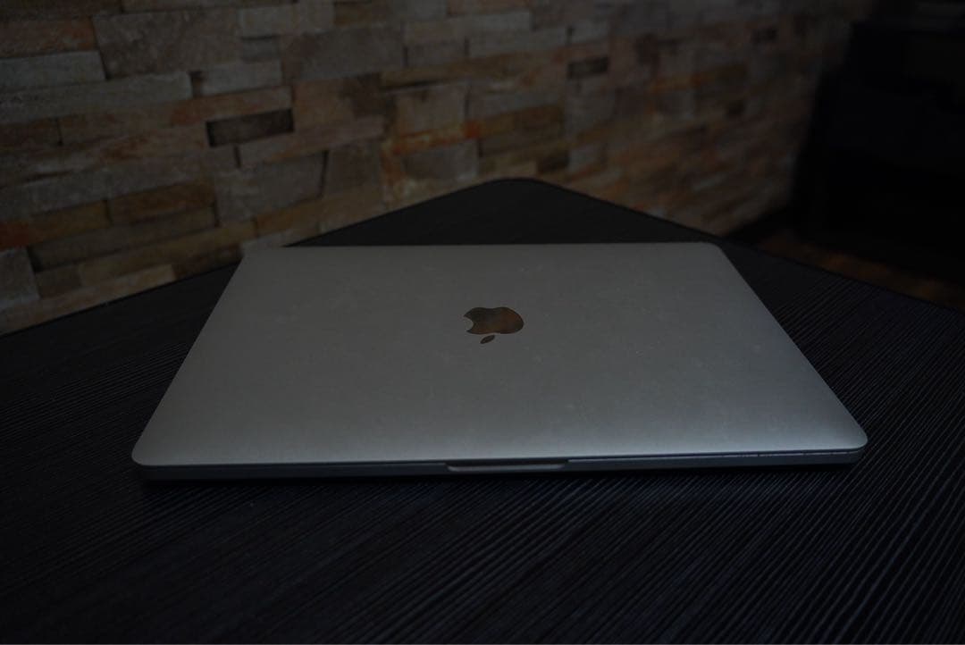 MacBook本体 MacBook Pro M1 2020 8GB 256GB