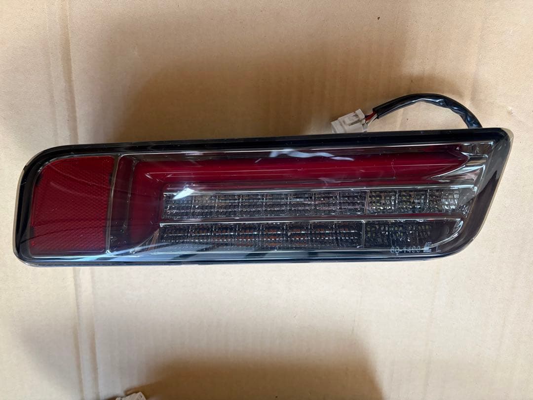 スズキ⭐︎HA36S\アルトワークス⭐︎LEDテールランプ⭐︎シーケンシャル切替えつき