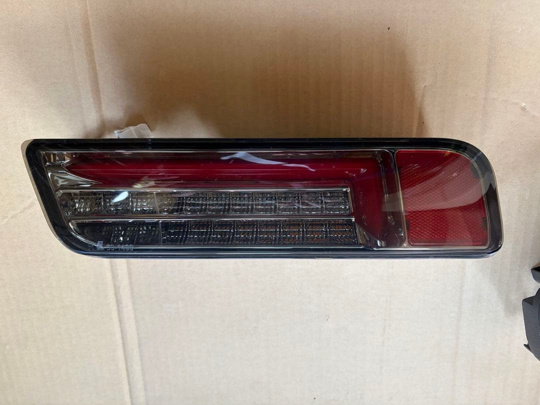 スズキ⭐︎HA36S\アルトワークス⭐︎LEDテールランプ⭐︎シーケンシャル切替えつき