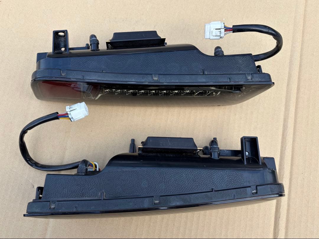 スズキ⭐︎HA36S\アルトワークス⭐︎LEDテールランプ⭐︎シーケンシャル切替えつき