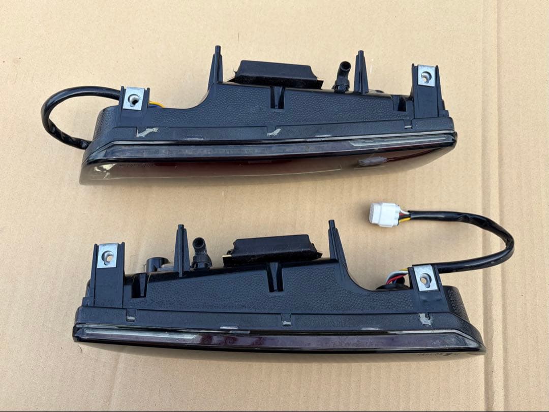 スズキ⭐︎HA36S\アルトワークス⭐︎LEDテールランプ⭐︎シーケンシャル切替えつき