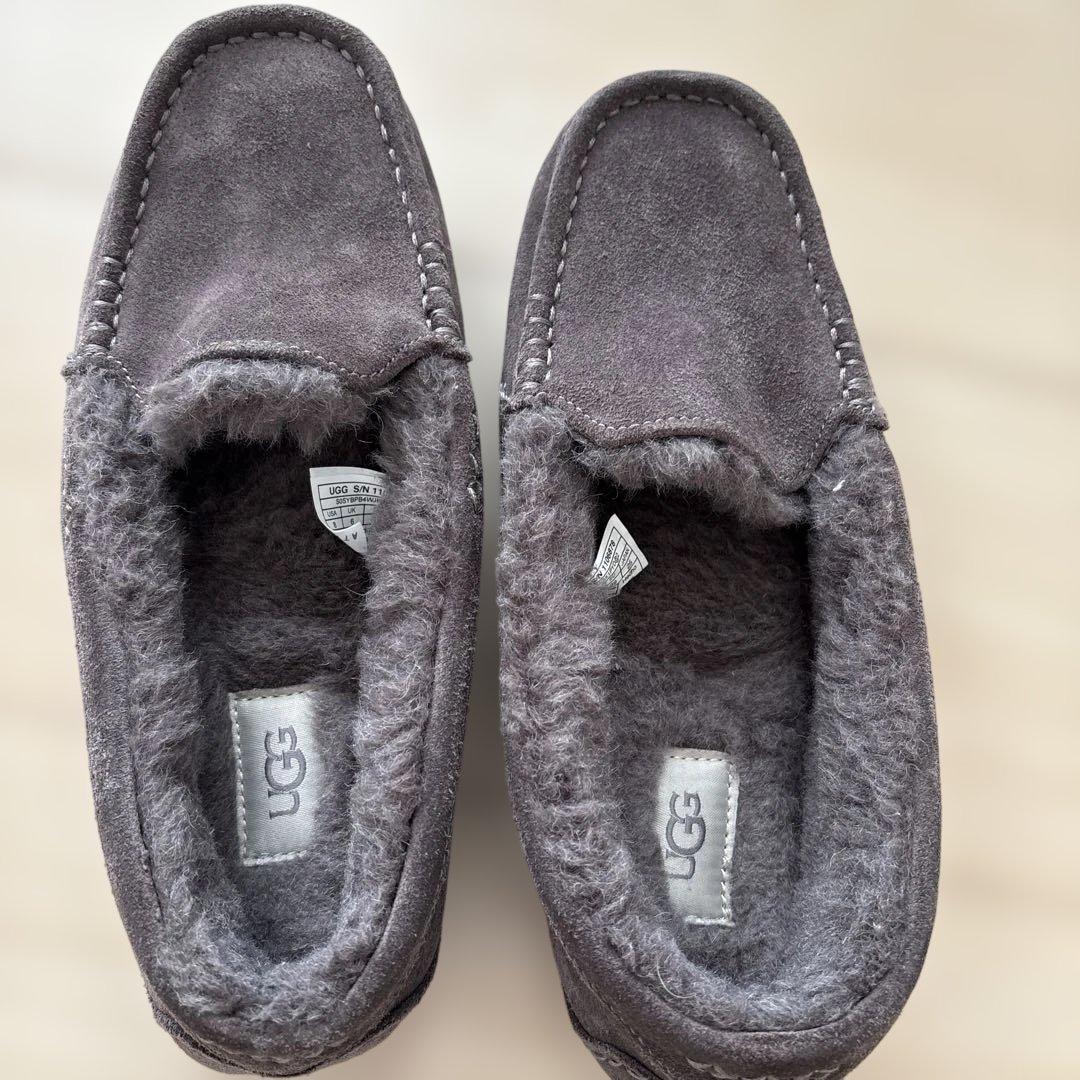 UGG グレー モカシン 25センチ