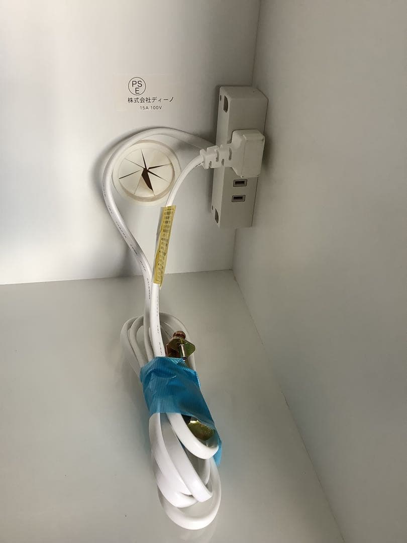 【状態良好】キッチンボード コンセント付き 食器棚 ローデスⅡ クラフトコガ