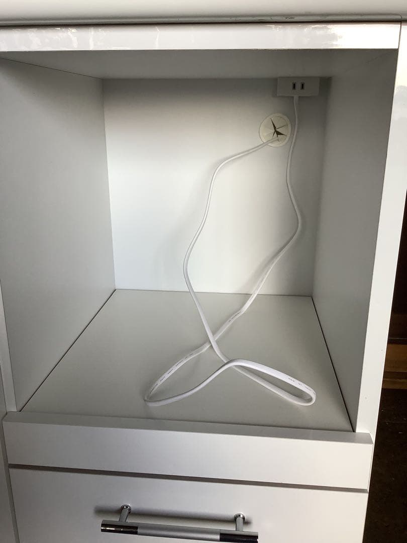 【状態良好】キッチンボード コンセント付き 食器棚 ローデスⅡ クラフトコガ