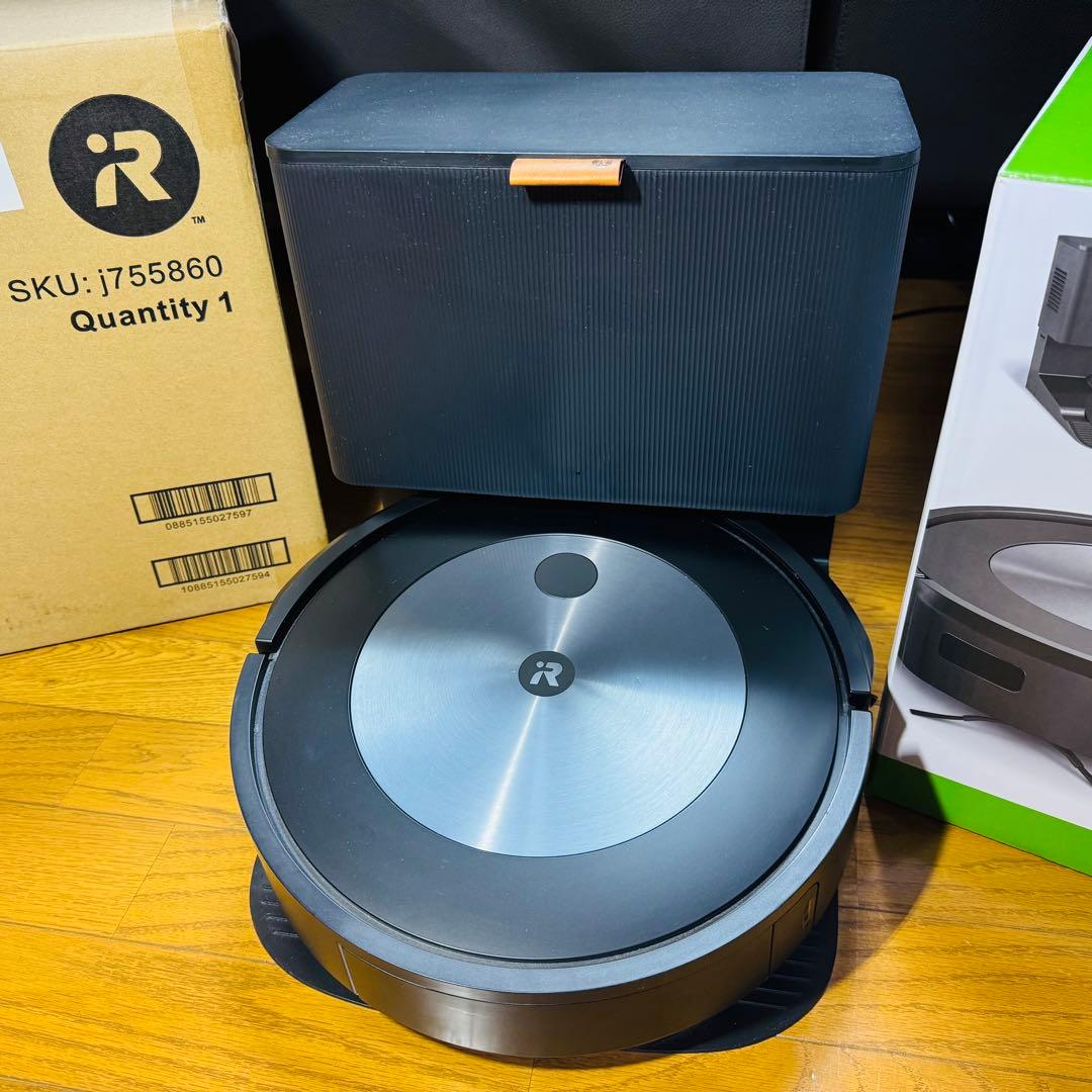 iRobot Roomba j7+ 本体　ルンバ　お掃除ロボット