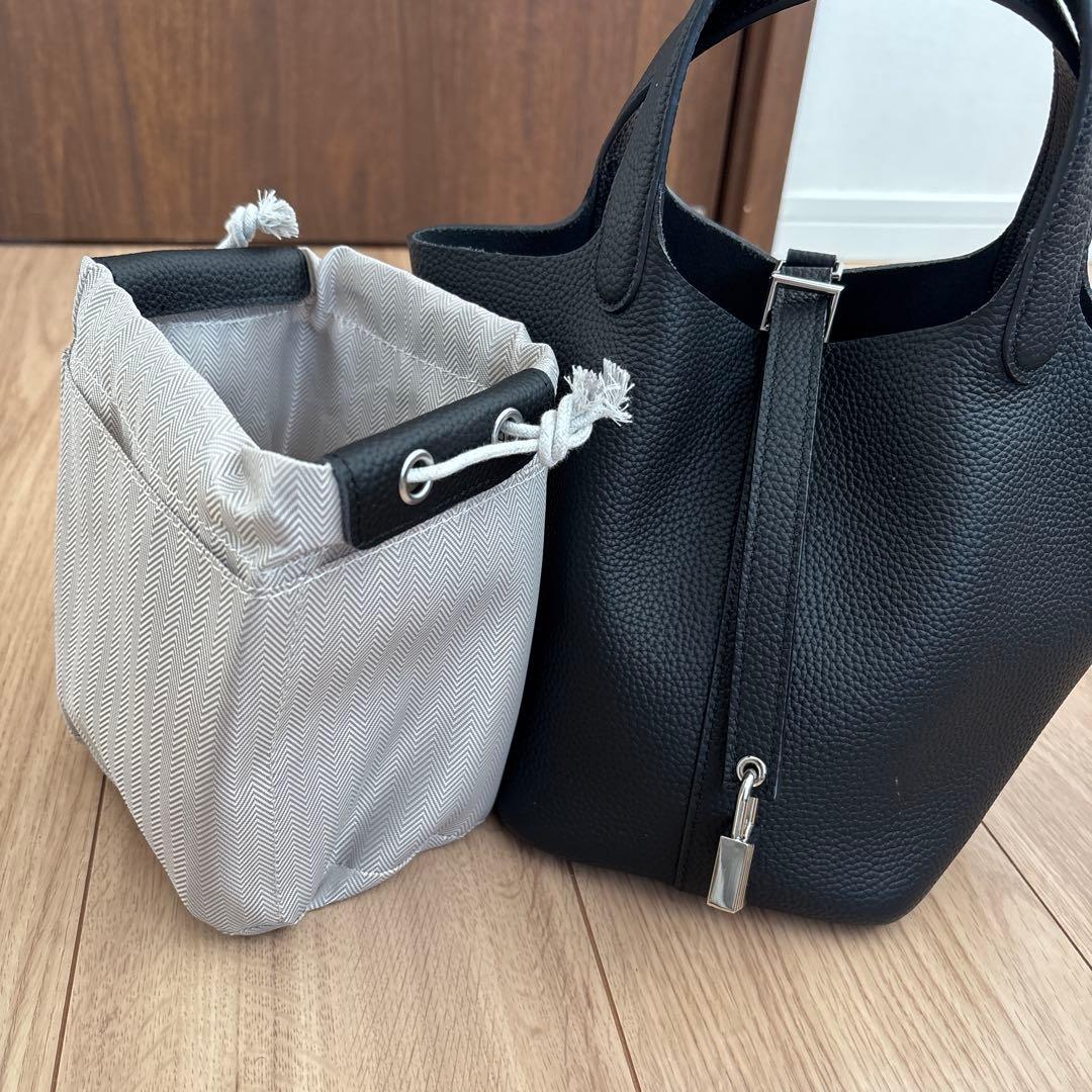 美品　本革　バッグインバッグ付きハンドバッグ　キューブバッグ　ピコタン