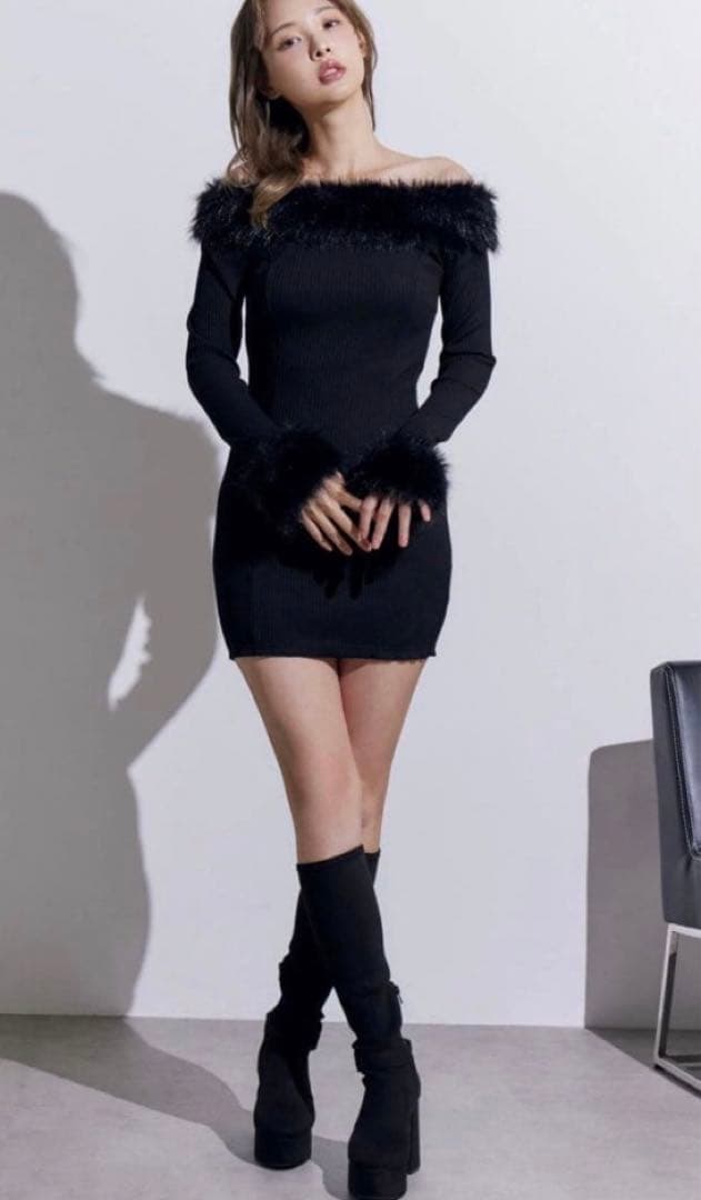 新品未使用 EATME フェイクファー オフショル ミニワンピース ブラック