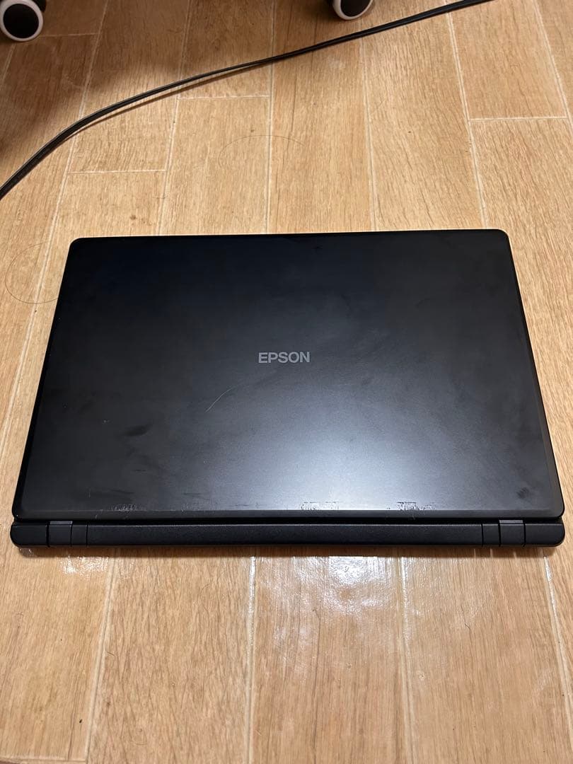 Epson 8世代i5 ノートパソコン