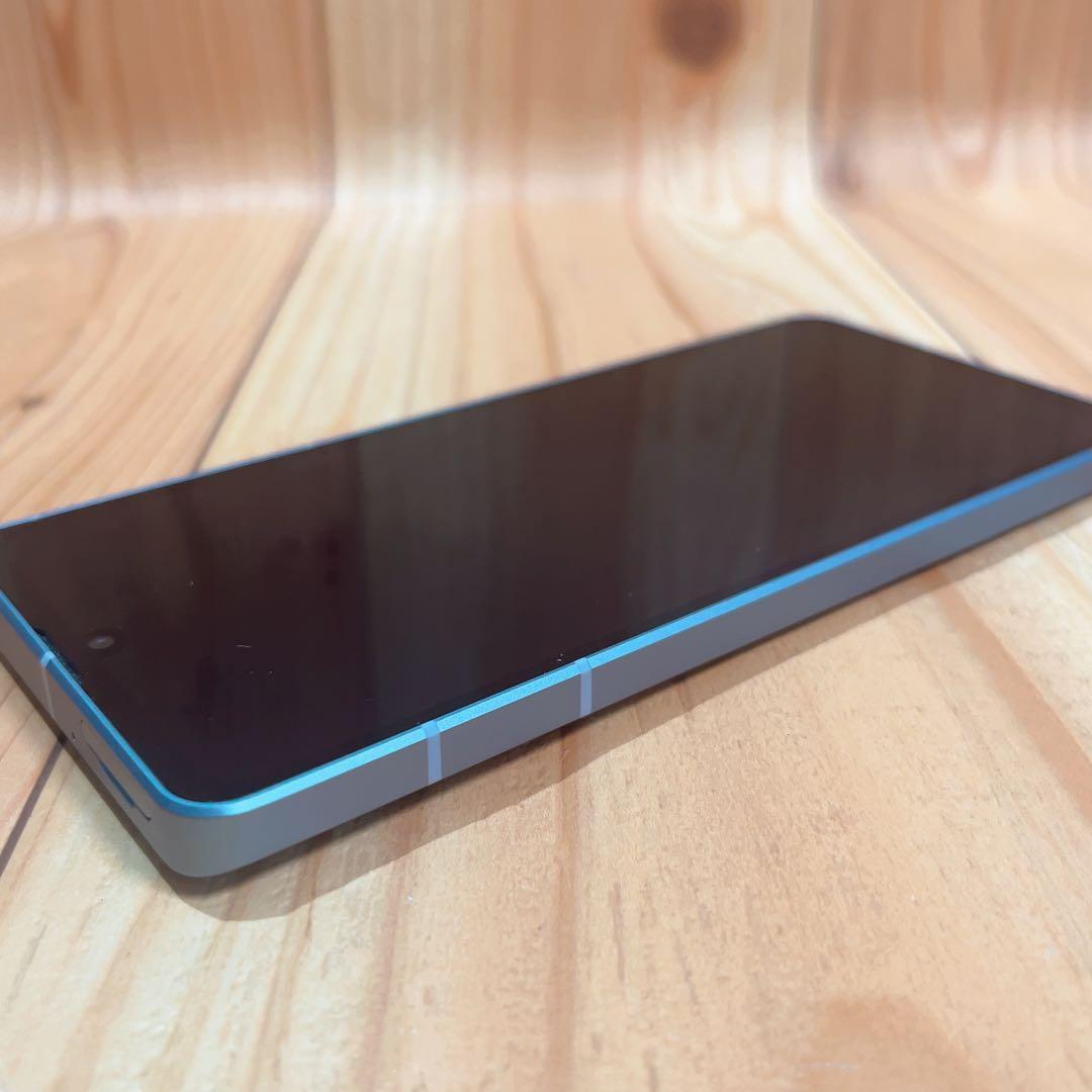 SIMフリー 本体 AQUOS sense7 128 GB 332 ブルー
