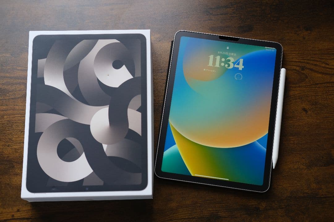 (お値引き中）iPad Air5 Wi-Fiモデル 64GB スターライト