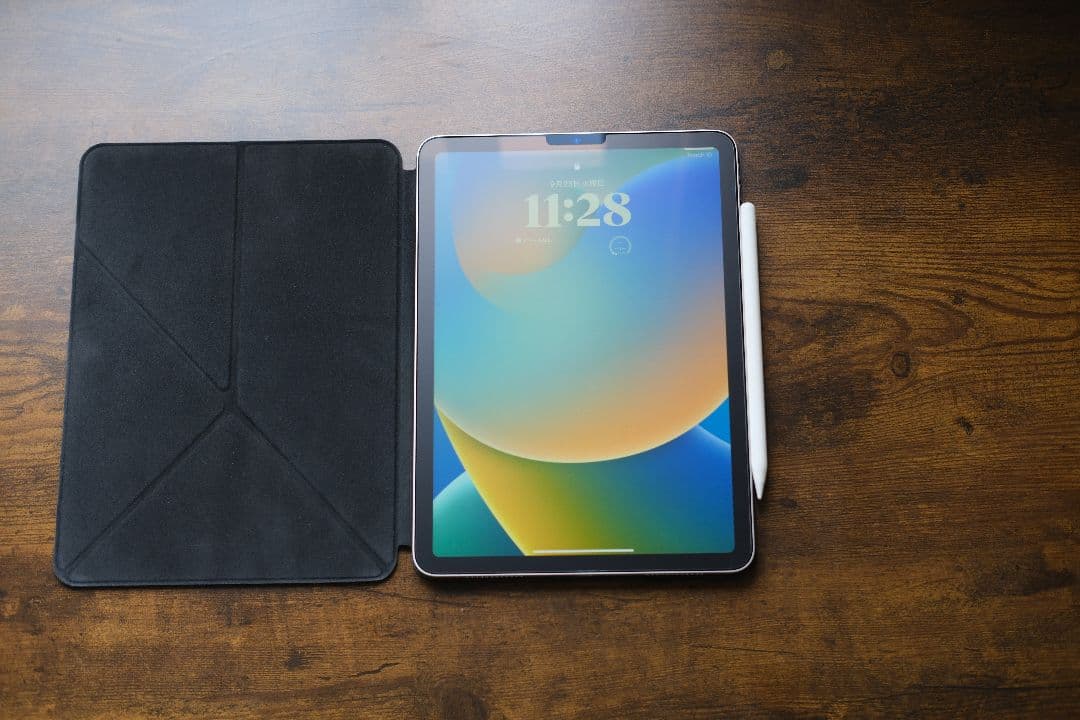 (お値引き中）iPad Air5 Wi-Fiモデル 64GB スターライト