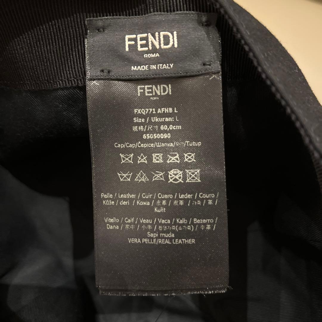 FENDI リバーシブルキャップ　値下げ