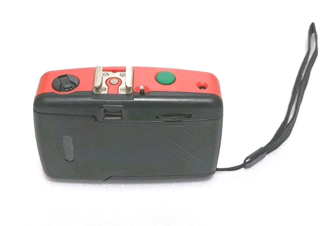 キティちゃん　フィルムカメラ　手動　手巻き　昭和レトロ　レア