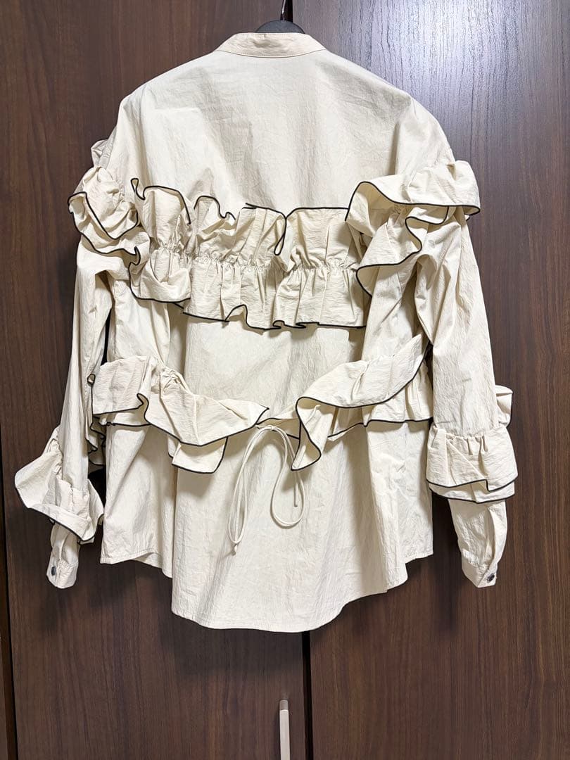 2*！様 eaphi Feeling Frills Blouse ベージュ FR