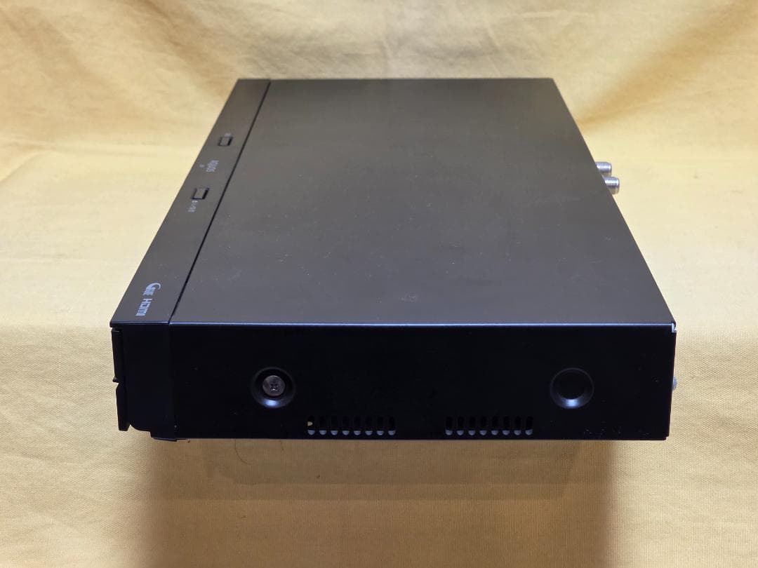 SHARP AQUOS BDレコーダー BD-NW1200　2018年製　整備品