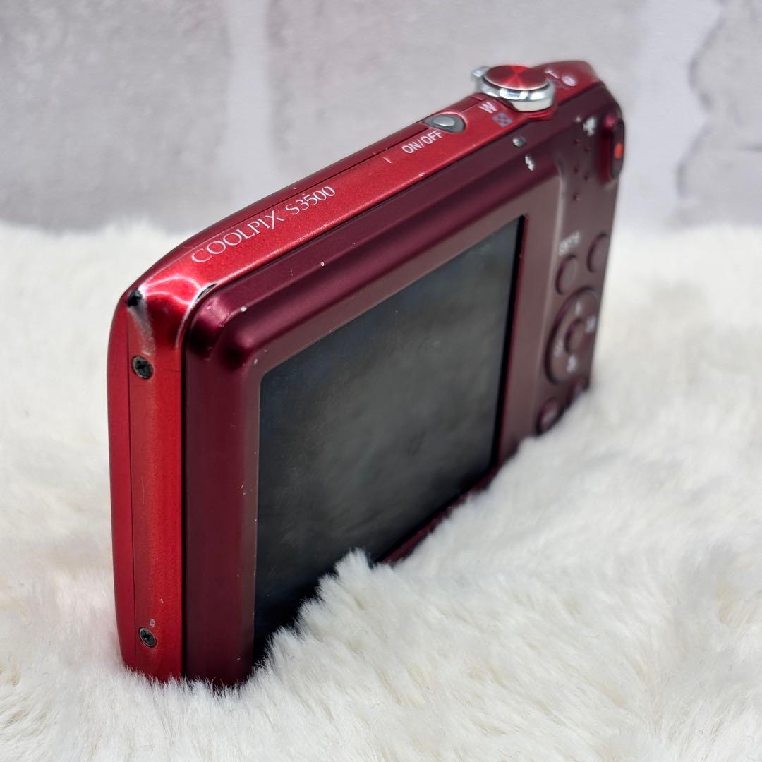 Nikon COOLPIX S3500 レッド 動作良好 充電器・バッテリー３個