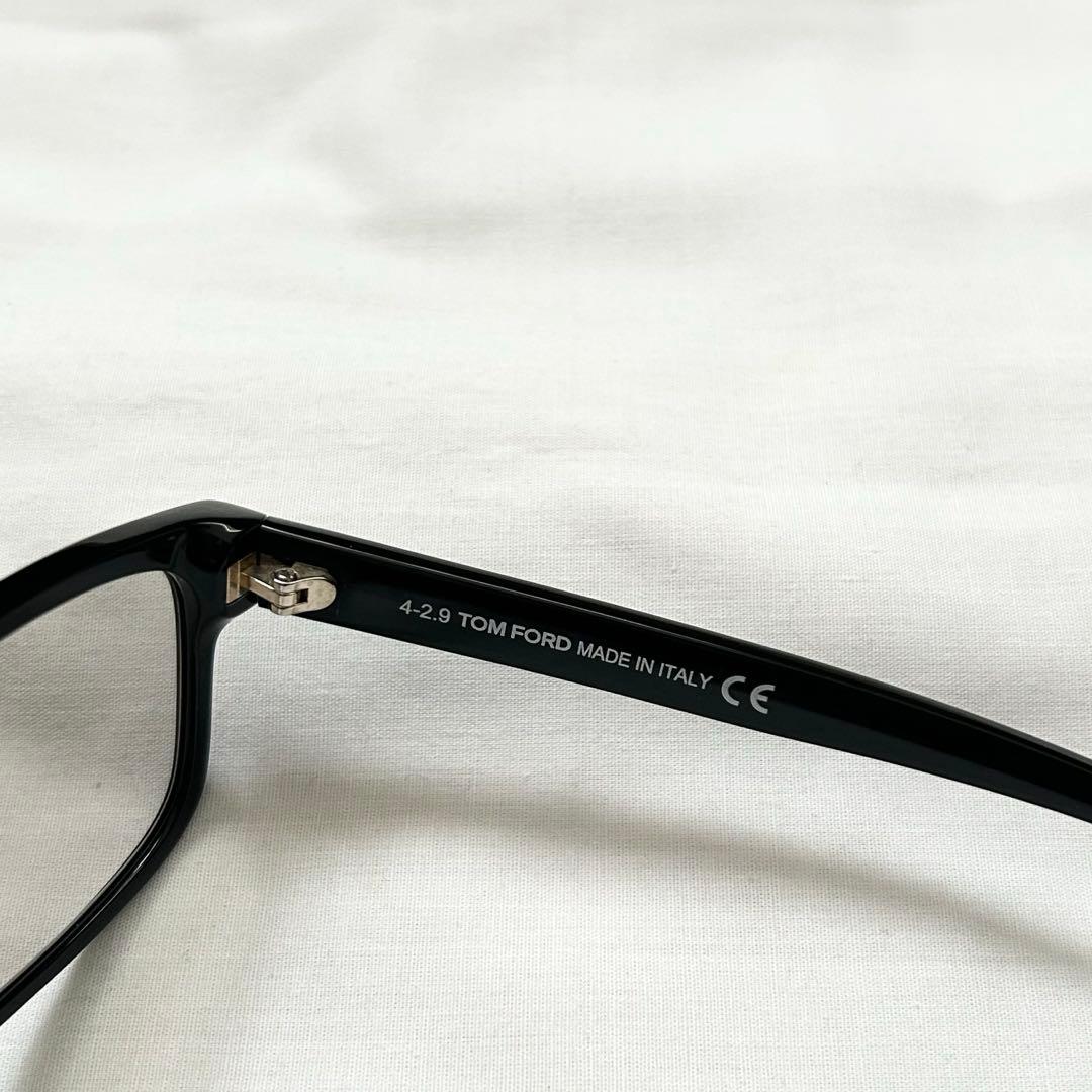 ■極美品■ トムフォード　TF5313-F-B 001 ブラック　サングラス