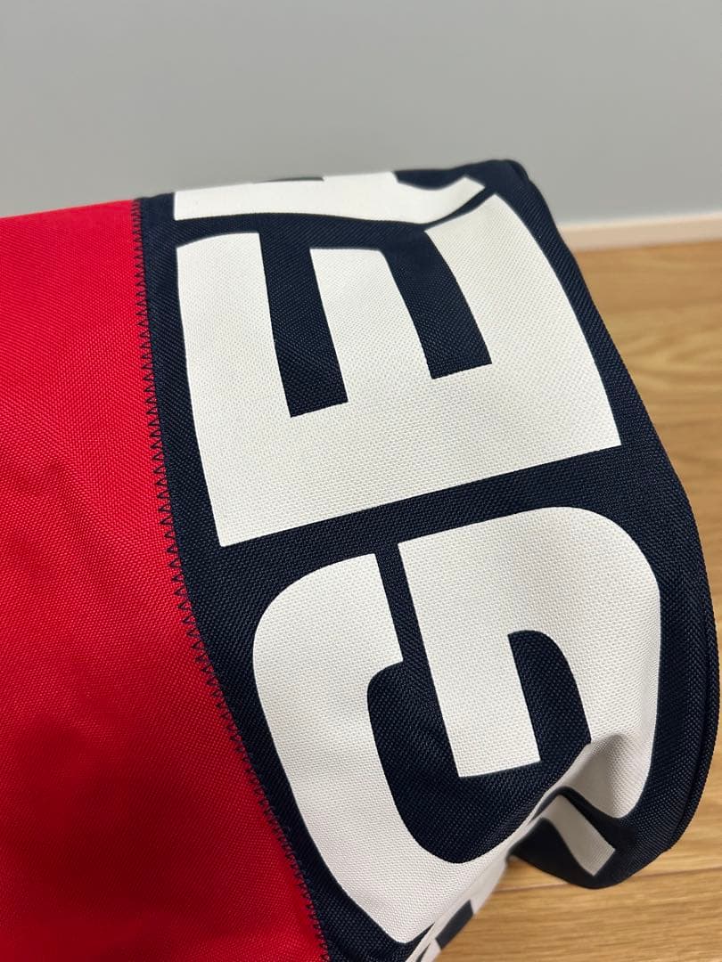 【新品】  トミーヒルフィガー　ドラムバッグ