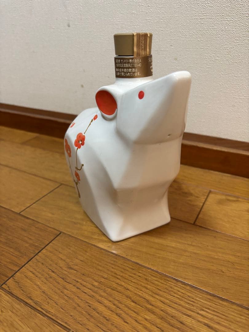 【未開栓】干支 子 ねずみ型 陶器 ウイスキー サントリー ローヤル12年